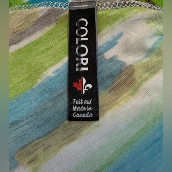 Colori, (Made in 🇨🇦), Asymmetrical Blouse, Large, Green, Blue & White - Picture 4 of 9